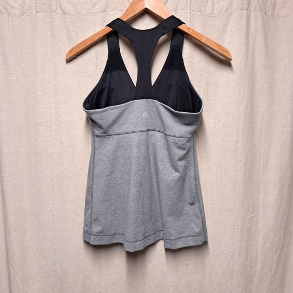 Lululemon Deep Breath Tank Size 6 - Picture 3 of 3